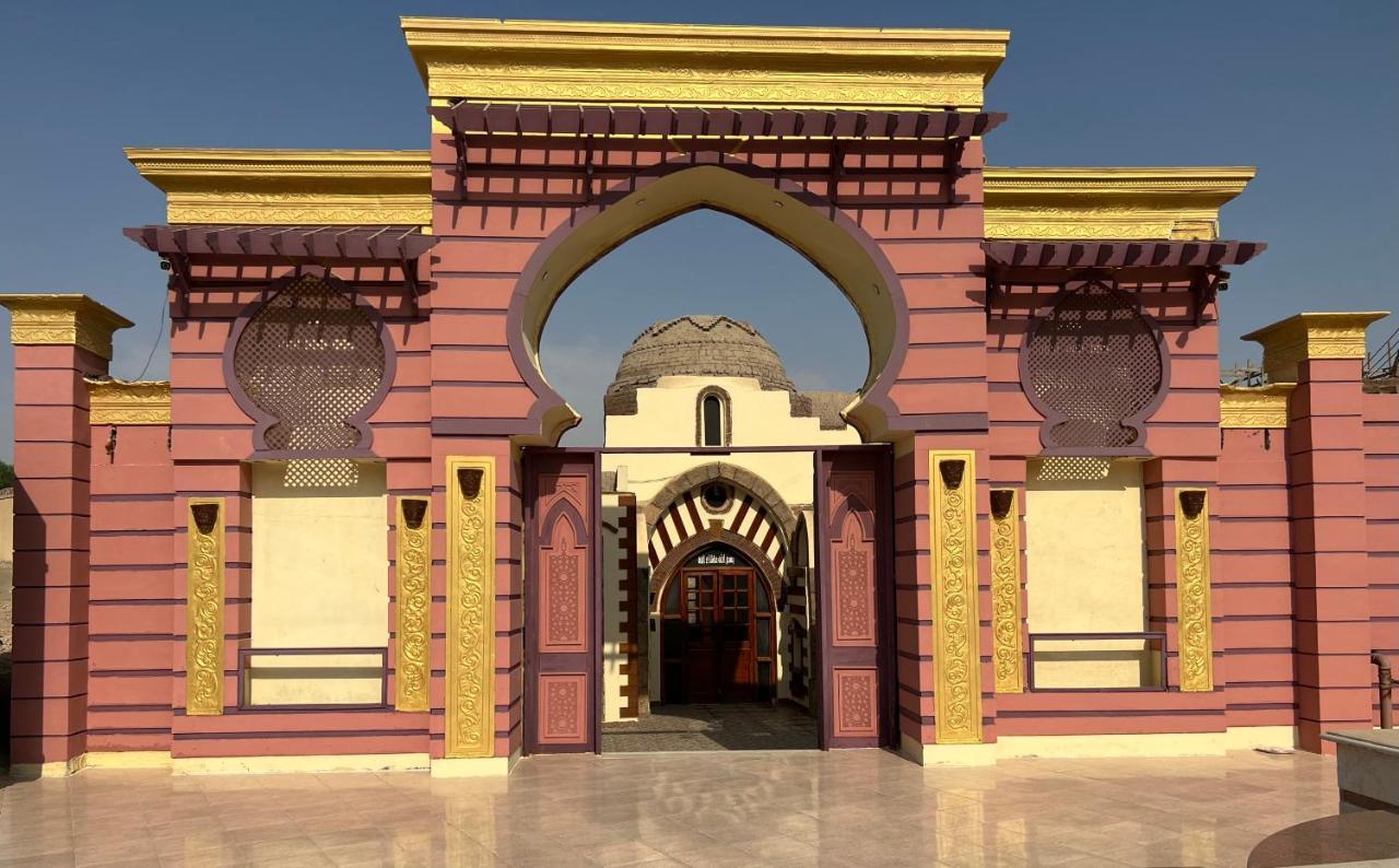 Elphardous Oasis Hotel Luksor Exterior foto