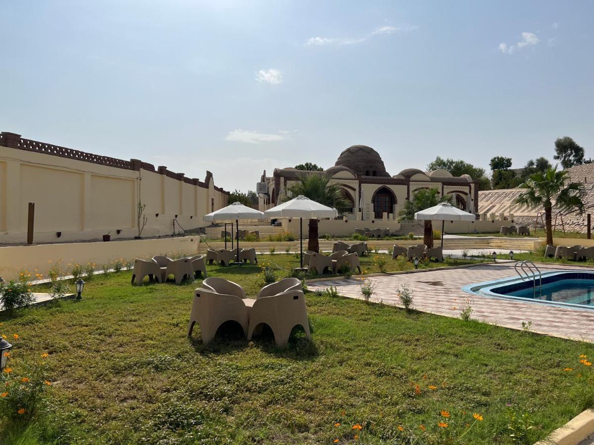 Elphardous Oasis Hotel Luksor Exterior foto